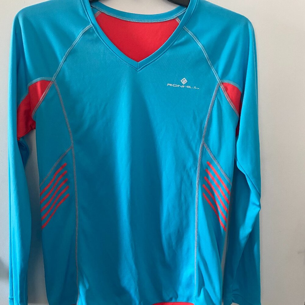 Ron Hill long sleeve running jersey size medium